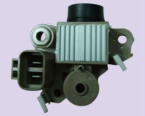 IY903